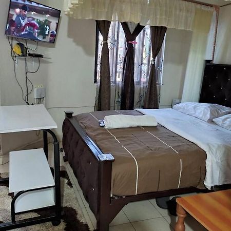 Executive Suite - Self Check Inn Kisumu Esterno foto